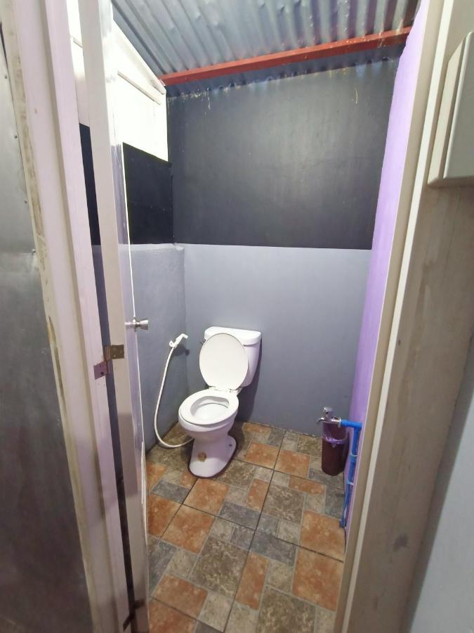 Sean'S Boat Hostel Manila Ngoại thất bức ảnh